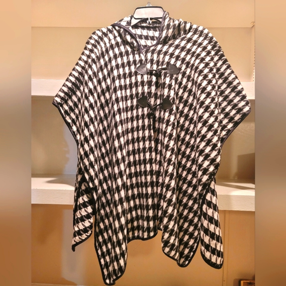 Houndstooth wool blend Poncho